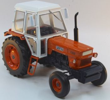 REP236 - FIAT 1300 2 wielen