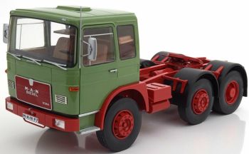 RK180052 - MAN F7 16.304 6x2 1972 groen gelimiteerd tot 750 exemplaren