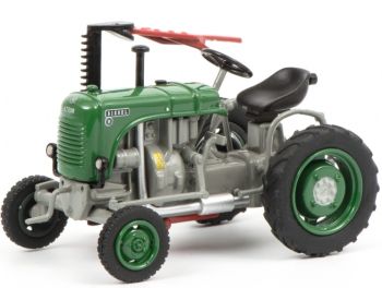 SCH9029 - STEYR 80 in hars met snijbalk beperkt tot 500 exemplaren