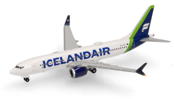 HER538466 - BOEING 737 Max 8 Icelandair groene staart Landmannalaugar