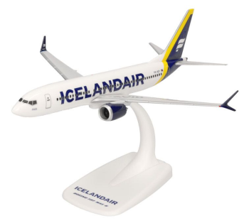 HER614641 - BOEING 737 Max 8 Icelandair Latrabjarg met gele streep