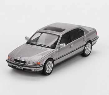 MGT00792-L - BMW E38 750 IL Aspen Zilver metallic 2000 LHD