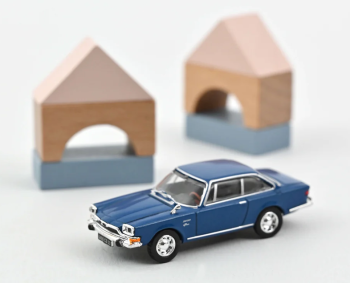 NOREV820534 - GLAS V8 1967 Blauw
