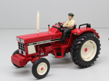 REP159 - INTERNATIONAL 644 2 wielen met bestuurder