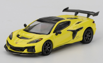 MGT01158-L - CHEVROLET Corvette C8 ZR1 Accelerate geel 2025