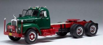 IXOTR104 - MACK B 61 6x4 1953 Groen