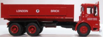 OXF76TIP005 - AEC Ergomatic 6x4 met kiepbak London Brick Company