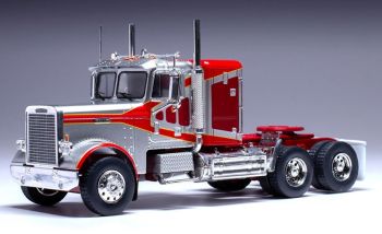 IXOTR200.22 - FREIGHTLINER FLC 120 64 T 6x4 1977 Grijs en Rood