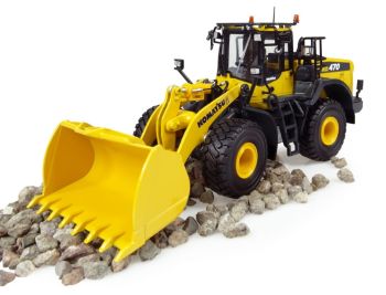 UH8114 - KOMATSU WA 470-8 wiellader
