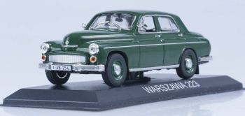 MAGLCWARS223 - WARSZAWA 223 4-deurs saloon 1962 groen verkocht in blisterverpakking
