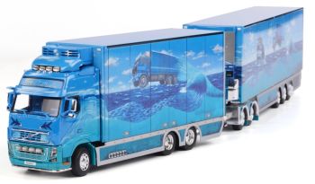 WSI01-1026 - VOLVO FH03 Globetrotter XL 6x4 koeldrager en koelwagen dolly aanhanger combi EKDAHLS ROAD CRUISER